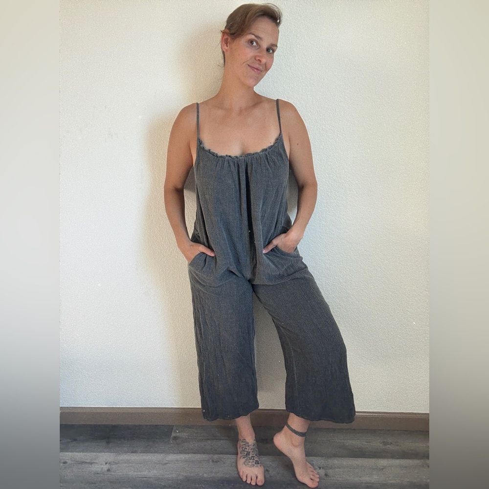 En Creme Charcoal Jumpsuit With Pockets Small Relaxed Wide Leg